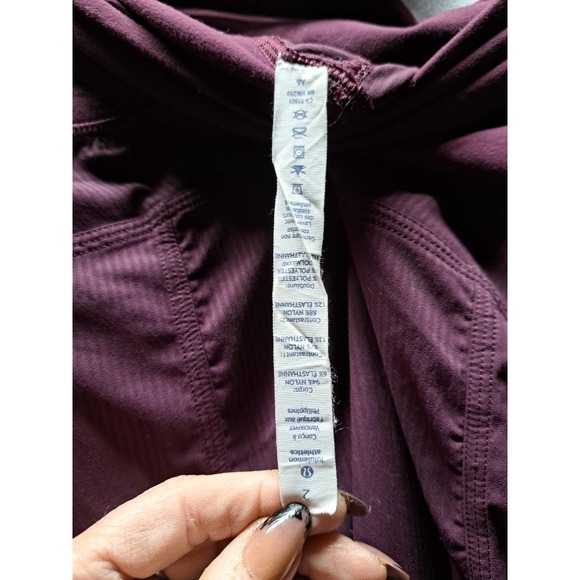 Lululemon Plum Flux Crop joggers leggings pockets 2 - Picture 5 of 6